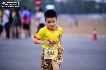 BINH DUONG NEW CITY HALF MARATHON 2024 - Ảnh #1725384