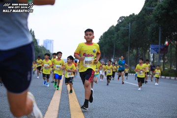 BINH DUONG NEW CITY HALF MARATHON 2024 - Ảnh #1727751
