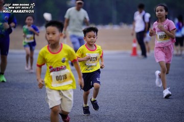 BINH DUONG NEW CITY HALF MARATHON 2024 - Ảnh #1725223