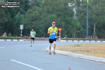 BINH DUONG NEW CITY HALF MARATHON 2024 - Ảnh #1735531