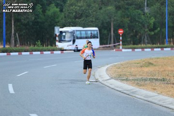 BINH DUONG NEW CITY HALF MARATHON 2024 - Ảnh #1735090