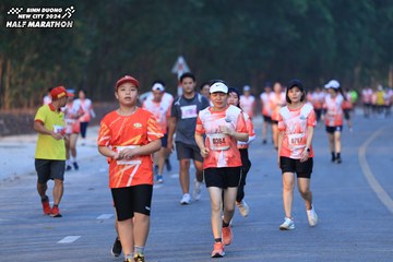 BINH DUONG NEW CITY HALF MARATHON 2024 - Ảnh #1771974