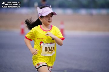 BINH DUONG NEW CITY HALF MARATHON 2024 - Ảnh #1725421
