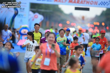 BINH DUONG NEW CITY HALF MARATHON 2024 - Ảnh #1728855
