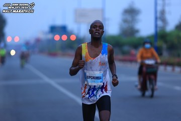 BINH DUONG NEW CITY HALF MARATHON 2024 - Ảnh #1764023
