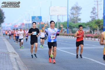 BINH DUONG NEW CITY HALF MARATHON 2024 - Ảnh #1770314