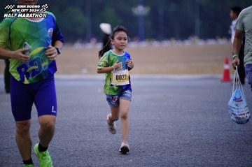 BINH DUONG NEW CITY HALF MARATHON 2024 - Ảnh #1725229