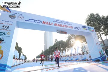 BINH DUONG NEW CITY HALF MARATHON 2024 - Ảnh #1820609