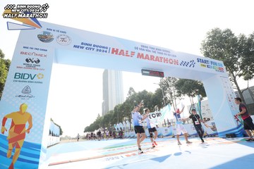 BINH DUONG NEW CITY HALF MARATHON 2024 - Ảnh #1818979
