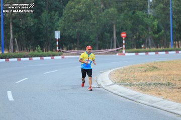 BINH DUONG NEW CITY HALF MARATHON 2024 - Ảnh #1735329