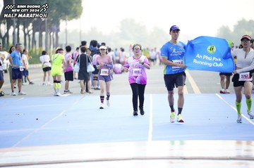 BINH DUONG NEW CITY HALF MARATHON 2024 - Ảnh #1760538