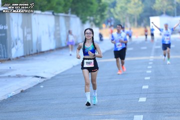 BINH DUONG NEW CITY HALF MARATHON 2024 - Ảnh #1771017
