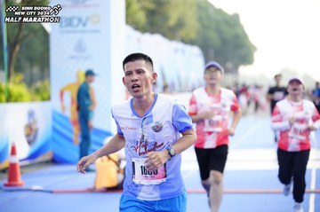 BINH DUONG NEW CITY HALF MARATHON 2024 - Ảnh #1764942