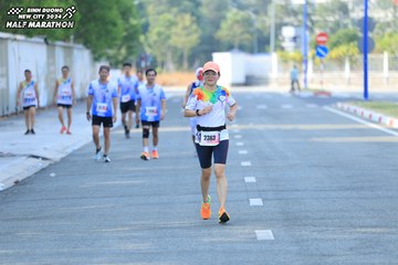 BINH DUONG NEW CITY HALF MARATHON 2024 - Ảnh #1771682