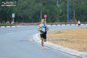 BINH DUONG NEW CITY HALF MARATHON 2024 - Ảnh #1735124