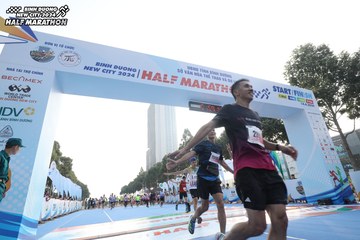 BINH DUONG NEW CITY HALF MARATHON 2024 - Ảnh #1821807