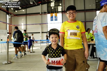 BINH DUONG NEW CITY HALF MARATHON 2024 - Ảnh #1724147