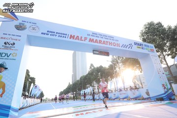 BINH DUONG NEW CITY HALF MARATHON 2024 - Ảnh #1819845