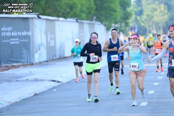 BINH DUONG NEW CITY HALF MARATHON 2024 - Ảnh #1770559