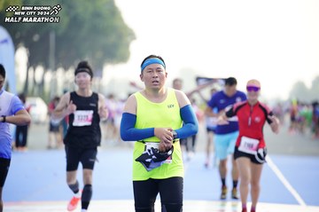 BINH DUONG NEW CITY HALF MARATHON 2024 - Ảnh #1759075