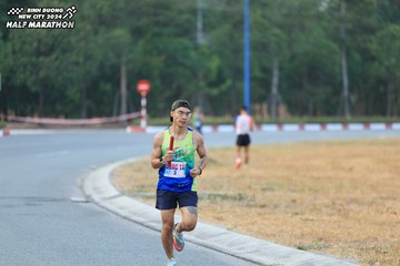 BINH DUONG NEW CITY HALF MARATHON 2024 - Ảnh #1734995