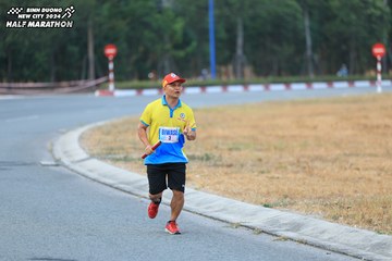 BINH DUONG NEW CITY HALF MARATHON 2024 - Ảnh #1735343