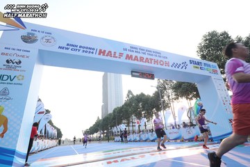 BINH DUONG NEW CITY HALF MARATHON 2024 - Ảnh #1819545