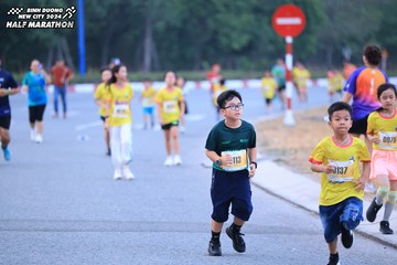 BINH DUONG NEW CITY HALF MARATHON 2024 - Ảnh #1726471