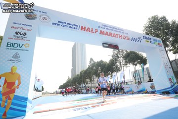BINH DUONG NEW CITY HALF MARATHON 2024 - Ảnh #1819113