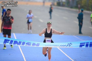 BINH DUONG NEW CITY HALF MARATHON 2024 - Ảnh #1738687