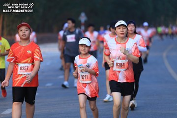 BINH DUONG NEW CITY HALF MARATHON 2024 - Ảnh #1771994