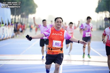 BINH DUONG NEW CITY HALF MARATHON 2024 - Ảnh #1762062