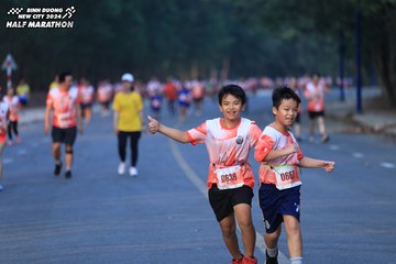 BINH DUONG NEW CITY HALF MARATHON 2024 - Ảnh #1772236
