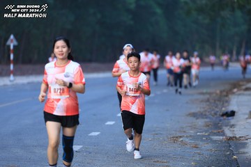 BINH DUONG NEW CITY HALF MARATHON 2024 - Ảnh #1750042