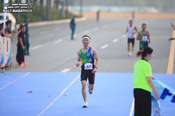 BINH DUONG NEW CITY HALF MARATHON 2024 - Ảnh #1738994