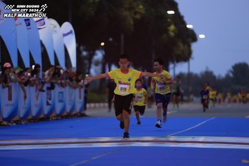 BINH DUONG NEW CITY HALF MARATHON 2024 - Ảnh #1729091