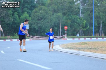 BINH DUONG NEW CITY HALF MARATHON 2024 - Ảnh #1736045