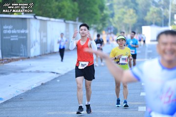 BINH DUONG NEW CITY HALF MARATHON 2024 - Ảnh #1770693