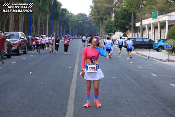 BINH DUONG NEW CITY HALF MARATHON 2024 - Ảnh #1755624