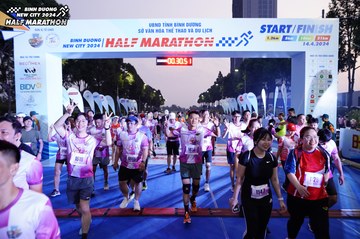 BINH DUONG NEW CITY HALF MARATHON 2024 - Ảnh #1737398