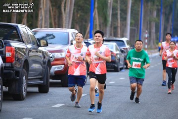 BINH DUONG NEW CITY HALF MARATHON 2024 - Ảnh #1756410