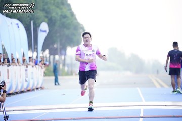 BINH DUONG NEW CITY HALF MARATHON 2024 - Ảnh #1771655
