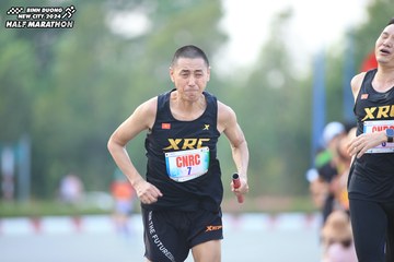 BINH DUONG NEW CITY HALF MARATHON 2024 - Ảnh #1736773