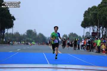 BINH DUONG NEW CITY HALF MARATHON 2024 - Ảnh #1737194