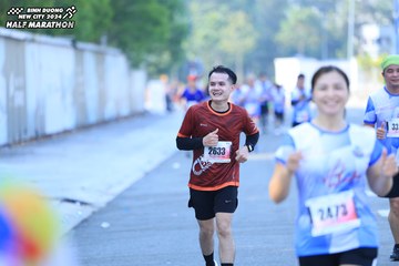 BINH DUONG NEW CITY HALF MARATHON 2024 - Ảnh #1769874