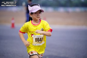 BINH DUONG NEW CITY HALF MARATHON 2024 - Ảnh #1725423
