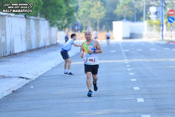 BINH DUONG NEW CITY HALF MARATHON 2024 - Ảnh #1771409