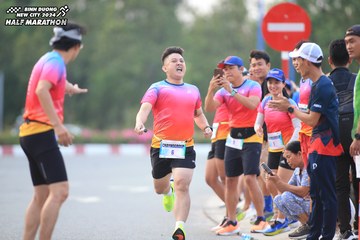 BINH DUONG NEW CITY HALF MARATHON 2024 - Ảnh #1736838