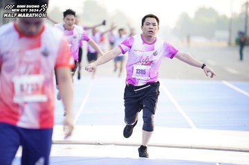 BINH DUONG NEW CITY HALF MARATHON 2024 - Ảnh #1758109