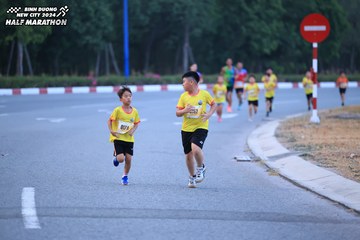 BINH DUONG NEW CITY HALF MARATHON 2024 - Ảnh #1726269